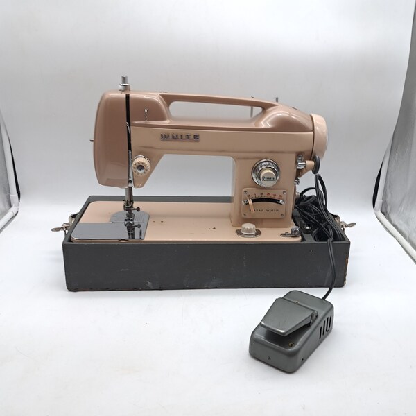 Vintage Sewing Machine and Case Etsy