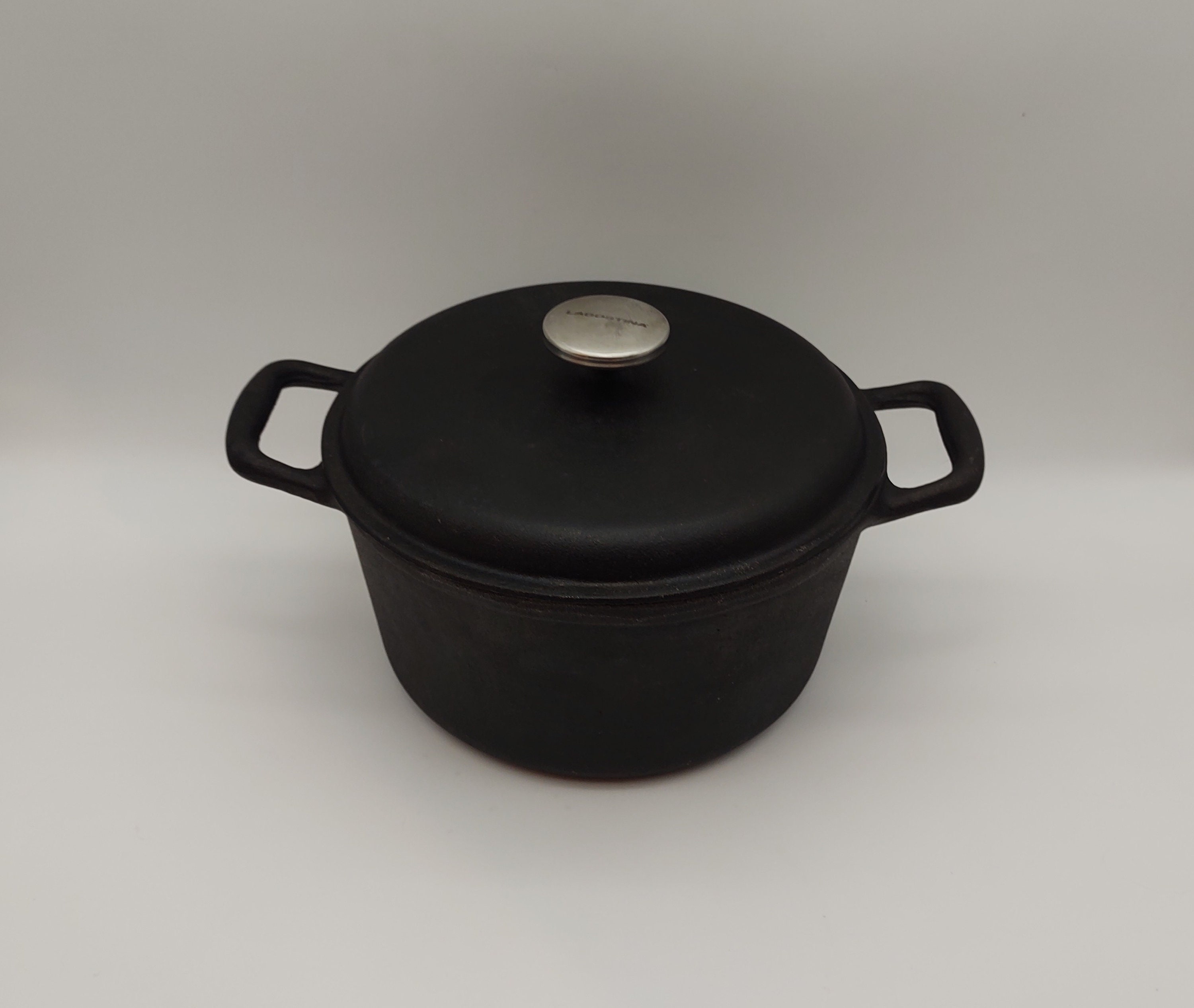 6-qt. (5.7-L) Enameled Dutch Oven