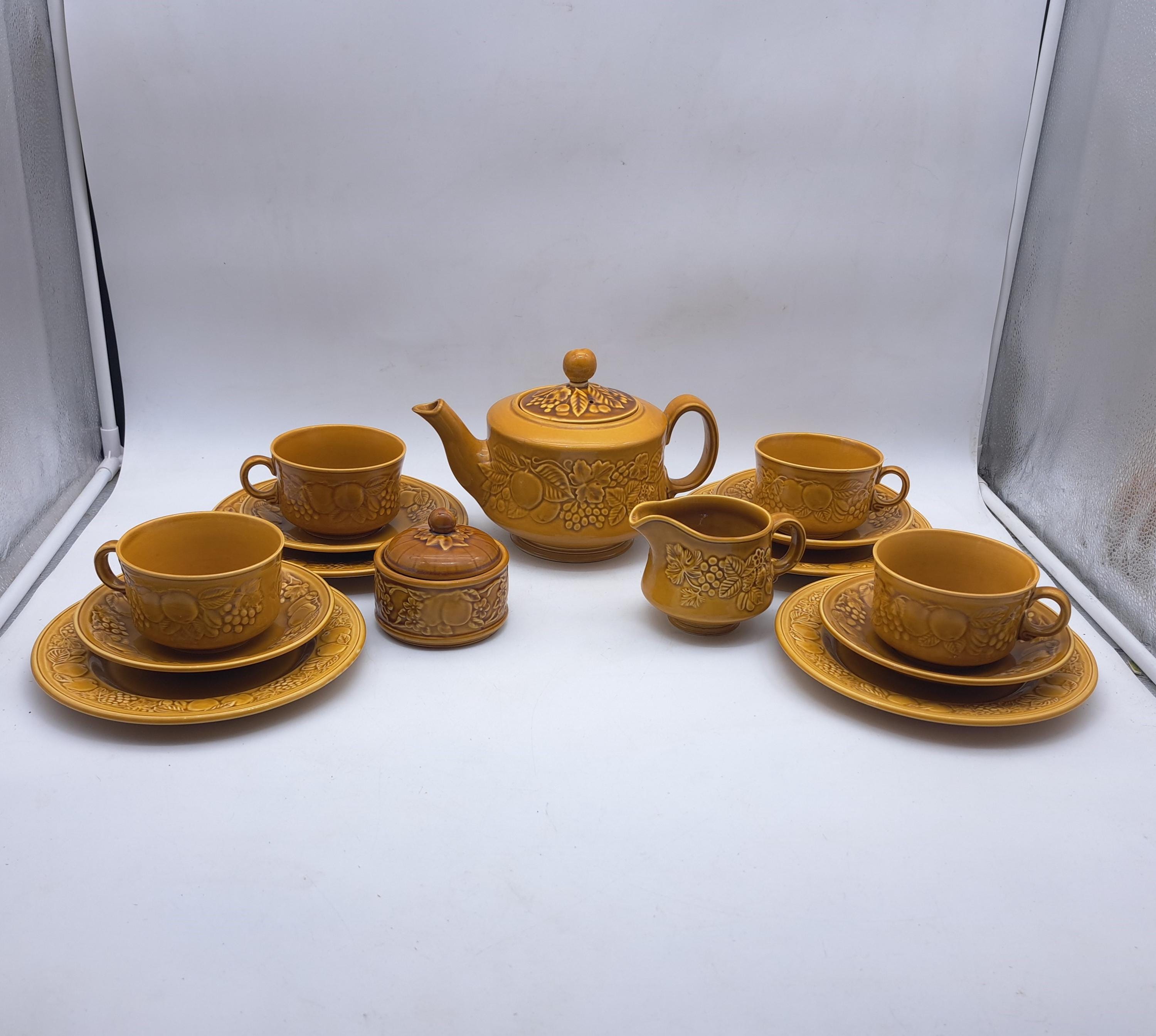 Royal Worcester Crown Ware 4 Place Tea Set - Etsy