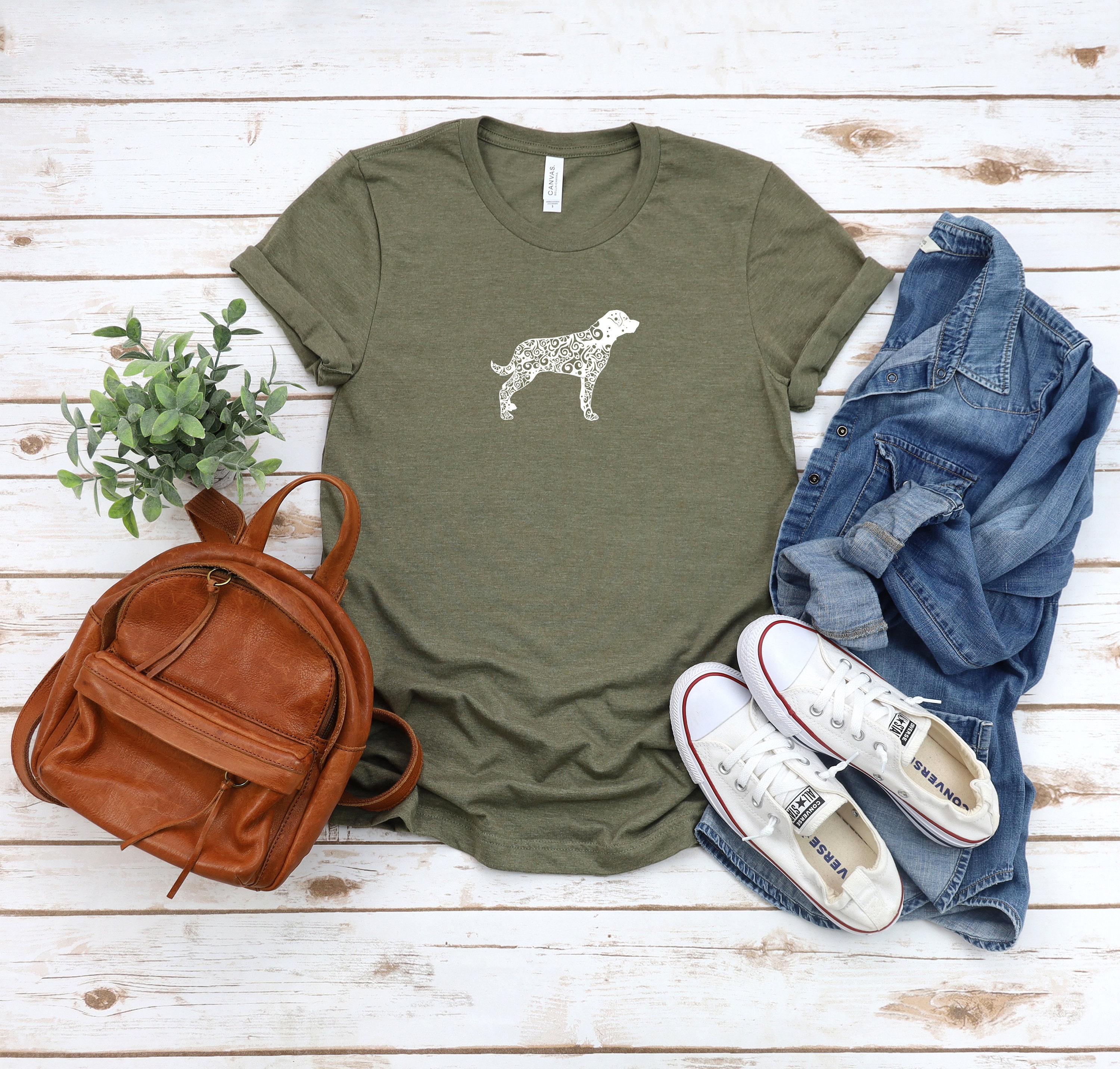 Discover Rottweiler Dog Mandala T-Shirt, Rottweiler Shirt, Dog Mama Crewneck Shirt, Rottie Tee, Gift for Her, A96