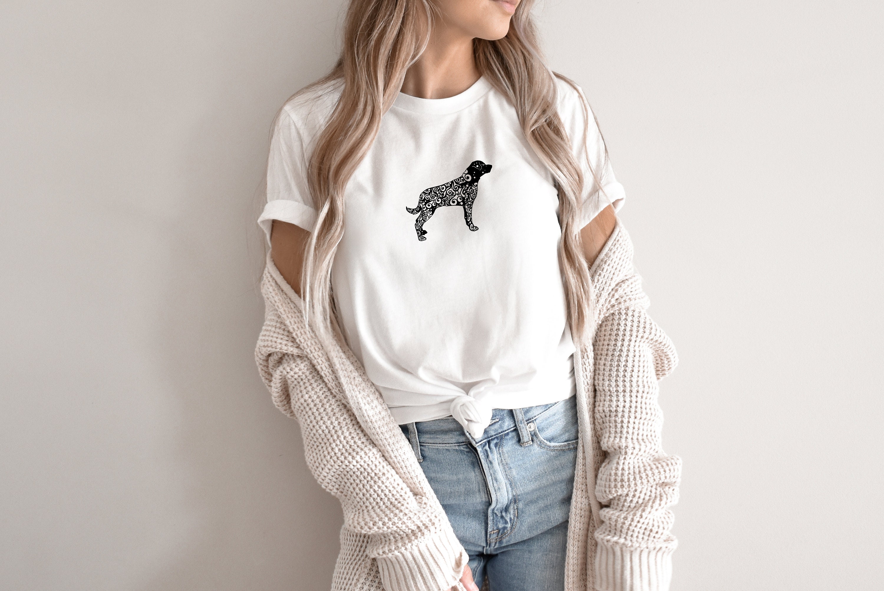 Discover Rottweiler Dog Mandala T-Shirt, Rottweiler Shirt, Dog Mama Crewneck Shirt, Rottie Tee, Gift for Her, A96