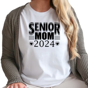Senior Mom 2024 Shirt, Personalized Senior Shirt, Custom Tee for Her, Class of 2024 Shirt, Graduation Gift, Proud Senior Mom Shirt, A1275 image 4