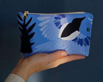 The Treasure Hunters – Sapphire Blue Silk Zipper Purse with Cotton Lining – Magpie Design Pure Silk Large Makeup Bag by Le Châle Bleu