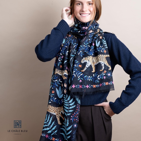 ウールとカシミアのスカーフ「虎の花嫁」、ブラックとブルー。フランス