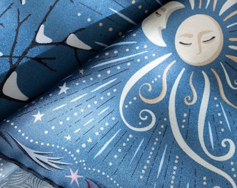 Foulard en pure soie "Les Quatre Sœurs. L’Hiver", Bleu doux. Imprimé dessin magique exclusif, Le Châle Bleu France. Carré soie, boite cadeau