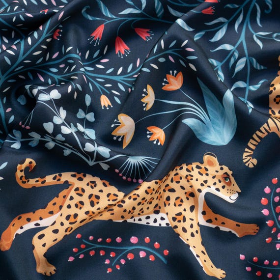 ロイヤルヴィエナ　金彩人物画フラワーベース　高さ約29㎝　東Y7-0822⭐︎2F ロイヤルヴィエナ 金彩人物画フラワーベース 高さ約29㎝ 東Y7-0822