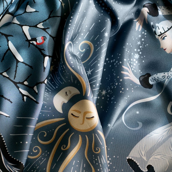 Grand foulard carré en soie "Les Quatre Sœurs. L’Hiver", Gris. Imprimé Reine Hiver, Lune, Soleil : dessin exclusif par Le Châle Bleu, France