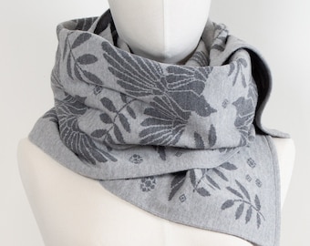 Pure Merino Wool Giant Scarf "The Treasure Hunters" Gray. Winter stole. Knitted Original Magpies Silver Birds Design by Le Châle Bleu France