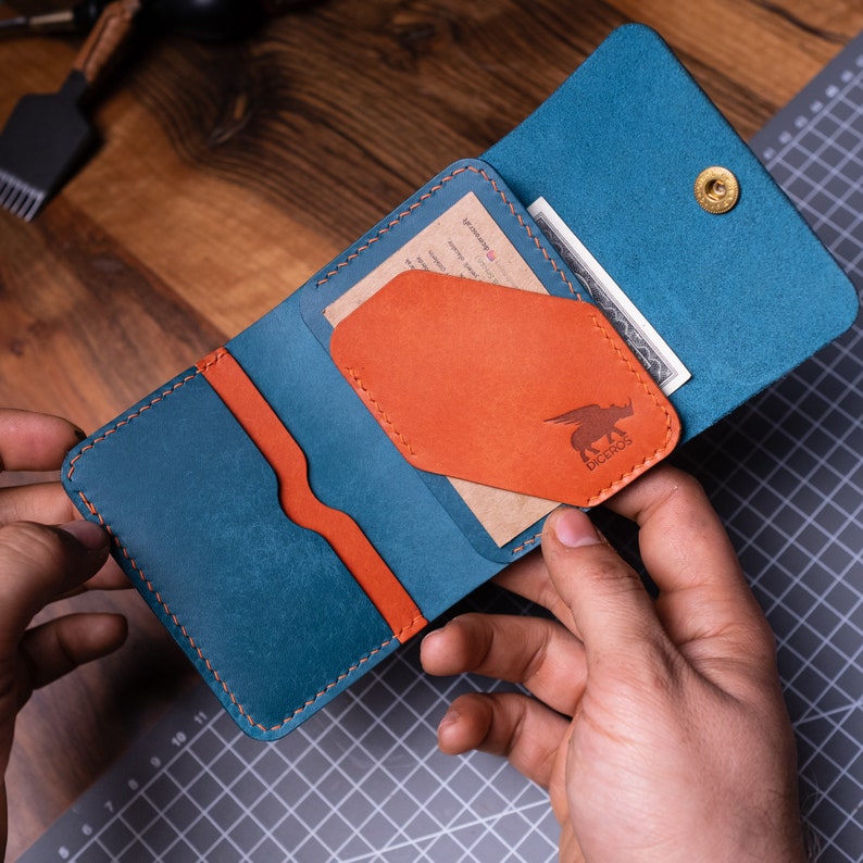 Cartera de bolsillo frontal, regalo para hombres, billetera plegable minimalista, regalo personalizado del día de San Valentín, billetera naranja activa, billetera de cuero hecha a mano imagen 1