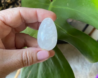Mini Quartz Egg