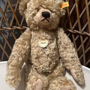 Steiff Classic Bear