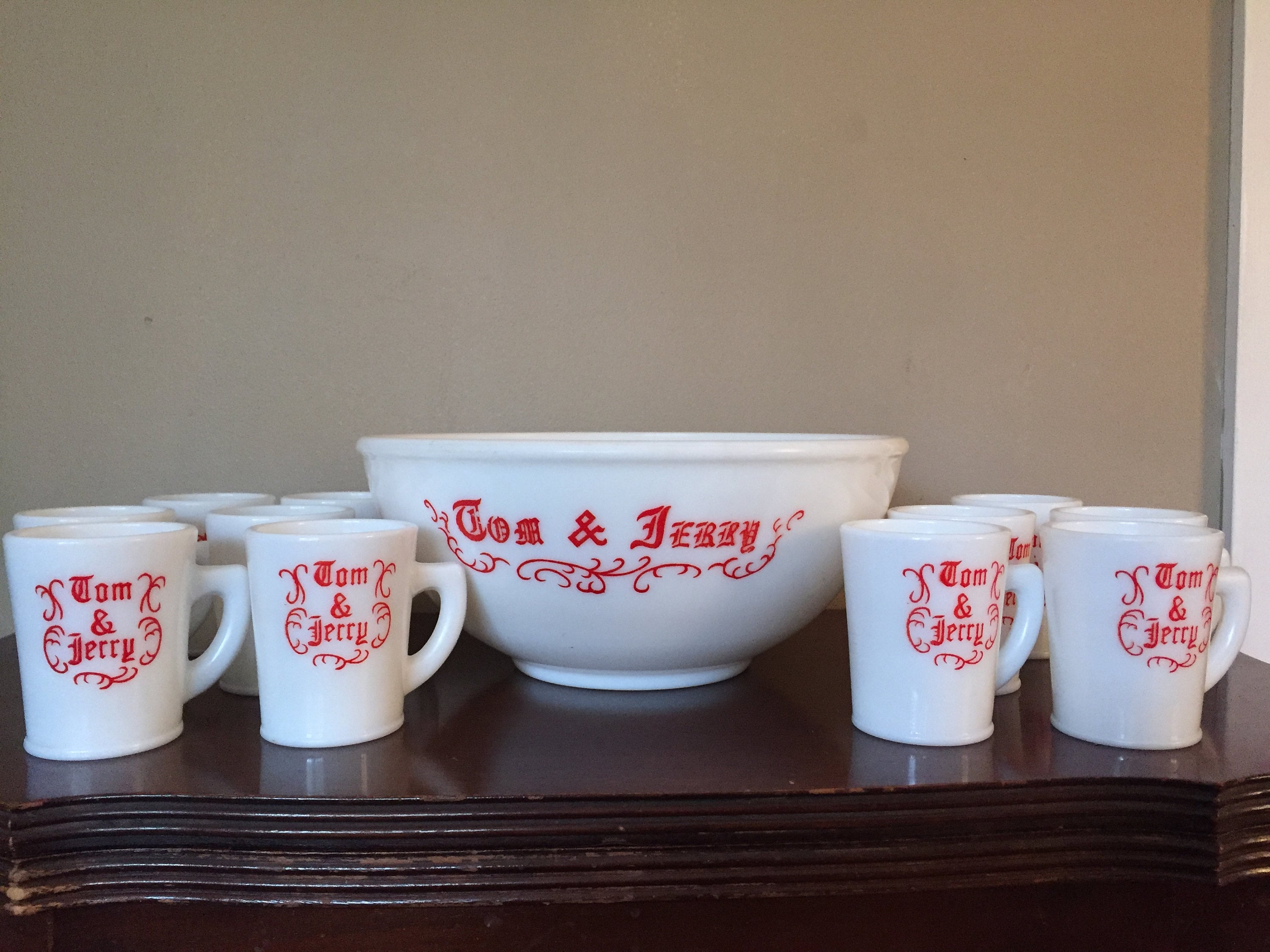 Vintage Mckee Tom & Jerry Bowl Set - Etsy