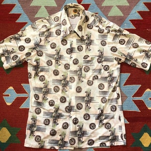 Vintage 70s Narratifs Short Sleeve Disco Shirt 100% Nylon Silky Abstract Geometric Medium