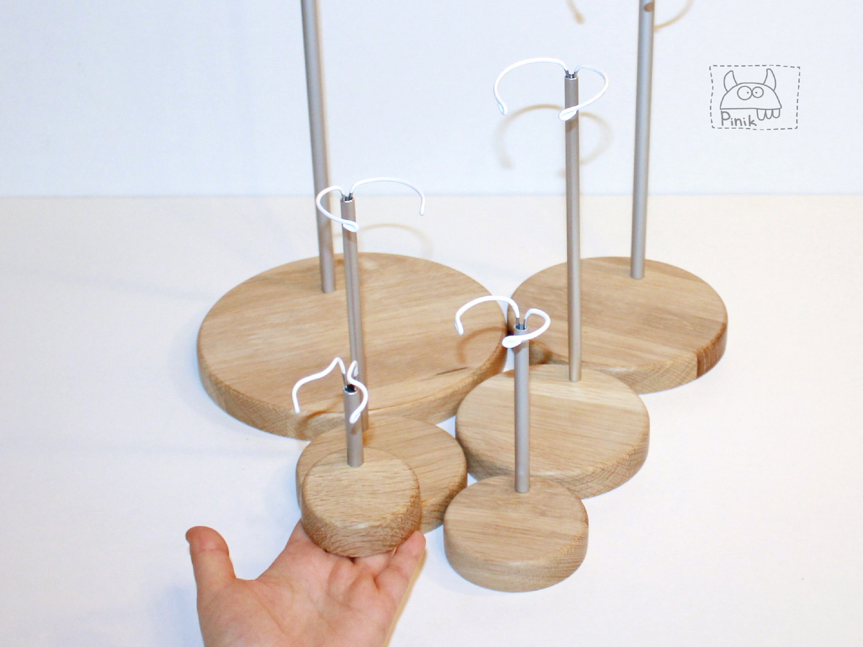 mini doll stand
