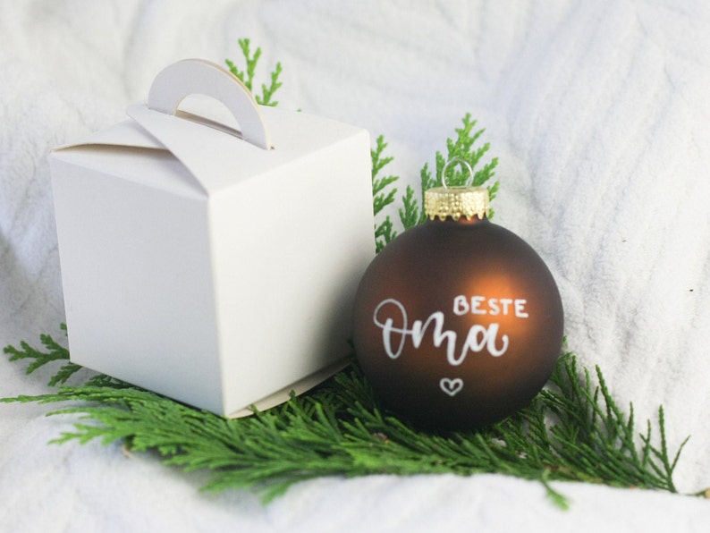 Hand-written Christmas balls made of glass, personalized with desired text, Christmas tree decoration with name, in gift box image 4
