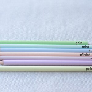 Personalisierter Bleistift zur Einschulung Bleistift mit Name graviert Geschenkidee fürs Osternest viele tolle Farben zur Wahl Bild 3