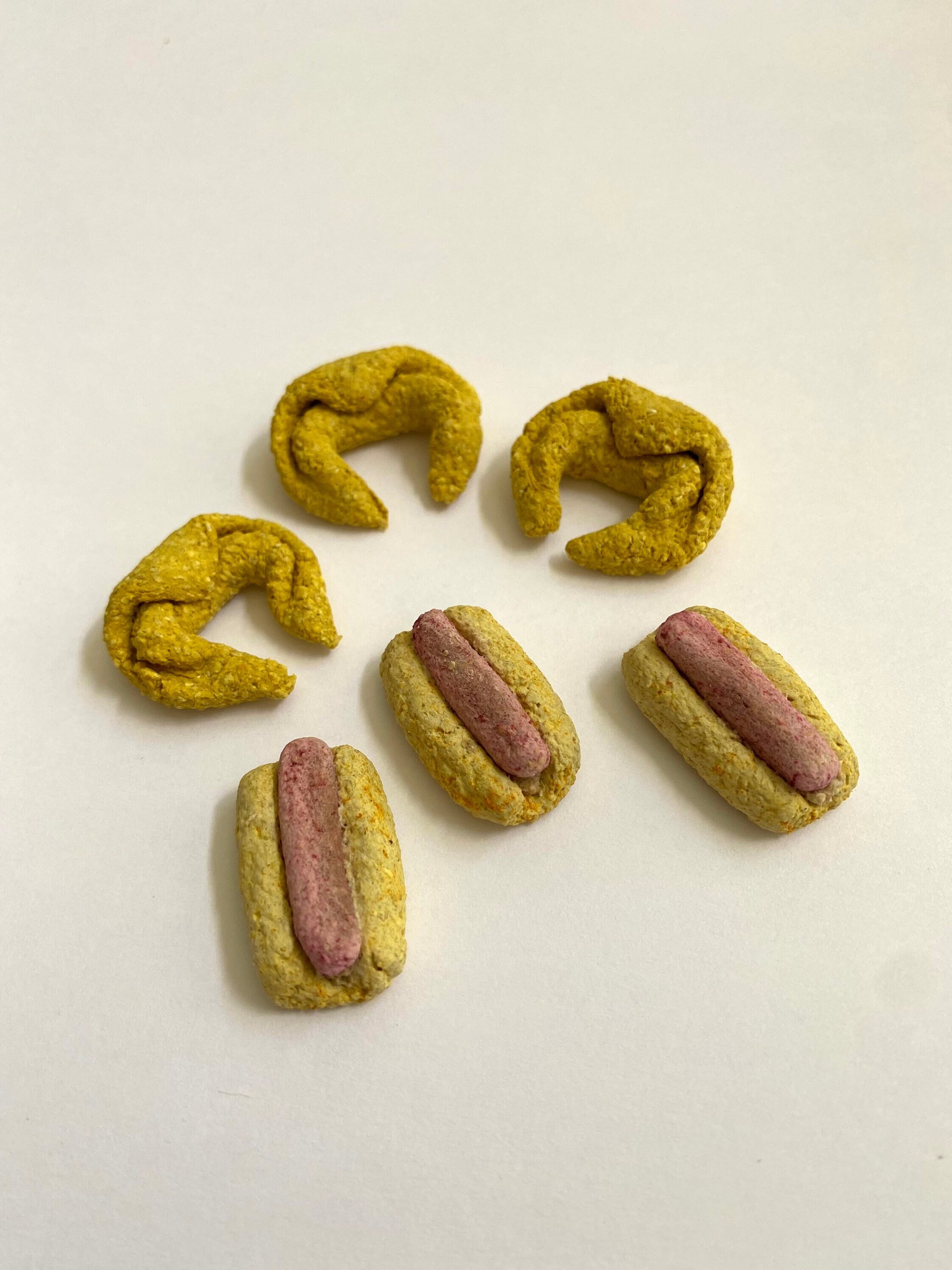 Croissant Rabbit Croissant & Hotdog | Bunny Treat | All Natural Treat for Rabbits ...