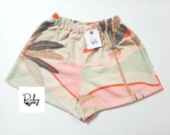 Geüpcycled strandlakenshort: festival-raveshort dames 8-10