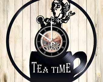 Reloj de vinilo Wonderland: decoración para fiestas de té y decoración para habitaciones infantiles