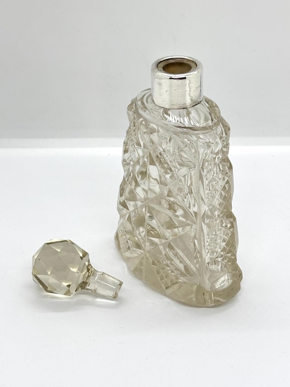 Antique solid silver mounted cut glass perfume / … - image 8