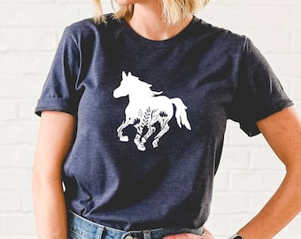 Horse Shirts for Women, Floral Horse Graphic Tee, Horse Lover Gift, Boho Horse TShirt, Equestrian Rodeo Horse T-Shirt, Gift for Her