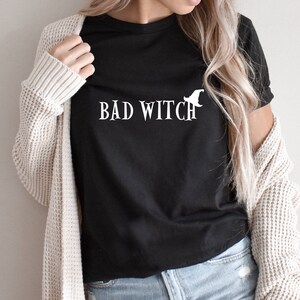 Bad Witch Shirt, Hexe Halloween Shirt, gute Hexe Shirt, gute Hexe schlechte Hexe, Halloween Grafik T-Shirt, Halloween Kostüm Shirts, Hexe Shirt