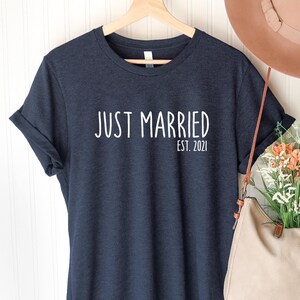 Just Married Est. 2021 Shirt | Newlywed Shirt | Honeymoon Shirt | Matching Honeymoon Shirts | Wedding Shirt | Wedding Gift | Bride Gift