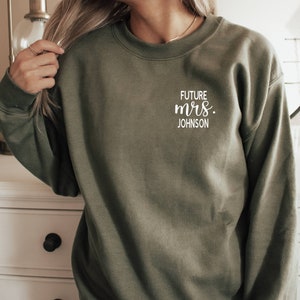 Engagement Gift, Future Mrs Sweatshirt, New Mrs Crewneck, Bride to Be Gift, Custom Bridal Gift, Bride T-Shirt, Future Mrs Tee