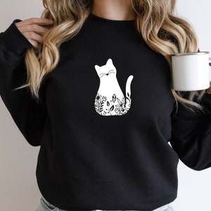 Cat Crewneck Sweatshirt, Floral Cat Shirt, Cat Shirts for Women, Cute Cat TShirt, Cat Mom T-Shirt, Gift for Cat Lover, Cat Mama Gift Graphic