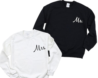 Mr and Mrs Sweatshirt, Bridal Shower Gift, Groom Gift, Honeymoon Sweatshirt, Matching Sweaters, Groom Sweatshirt, Couples Sweatshirt