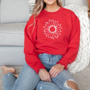 Daisy Sweatshirt, Daisy Women's Crewneck, Wildflower Shirt, Boho Graphic, Floral TShirt, Sweatshirt Active, Gift for Her image 5