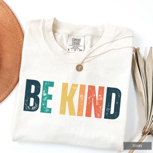 Choose Kindness Shirt, Cute Teacher Be Kind TShirt, Teacher Graphic Tee, Positive Affirmation Shirts, Group Teacher Shirts, Back to School