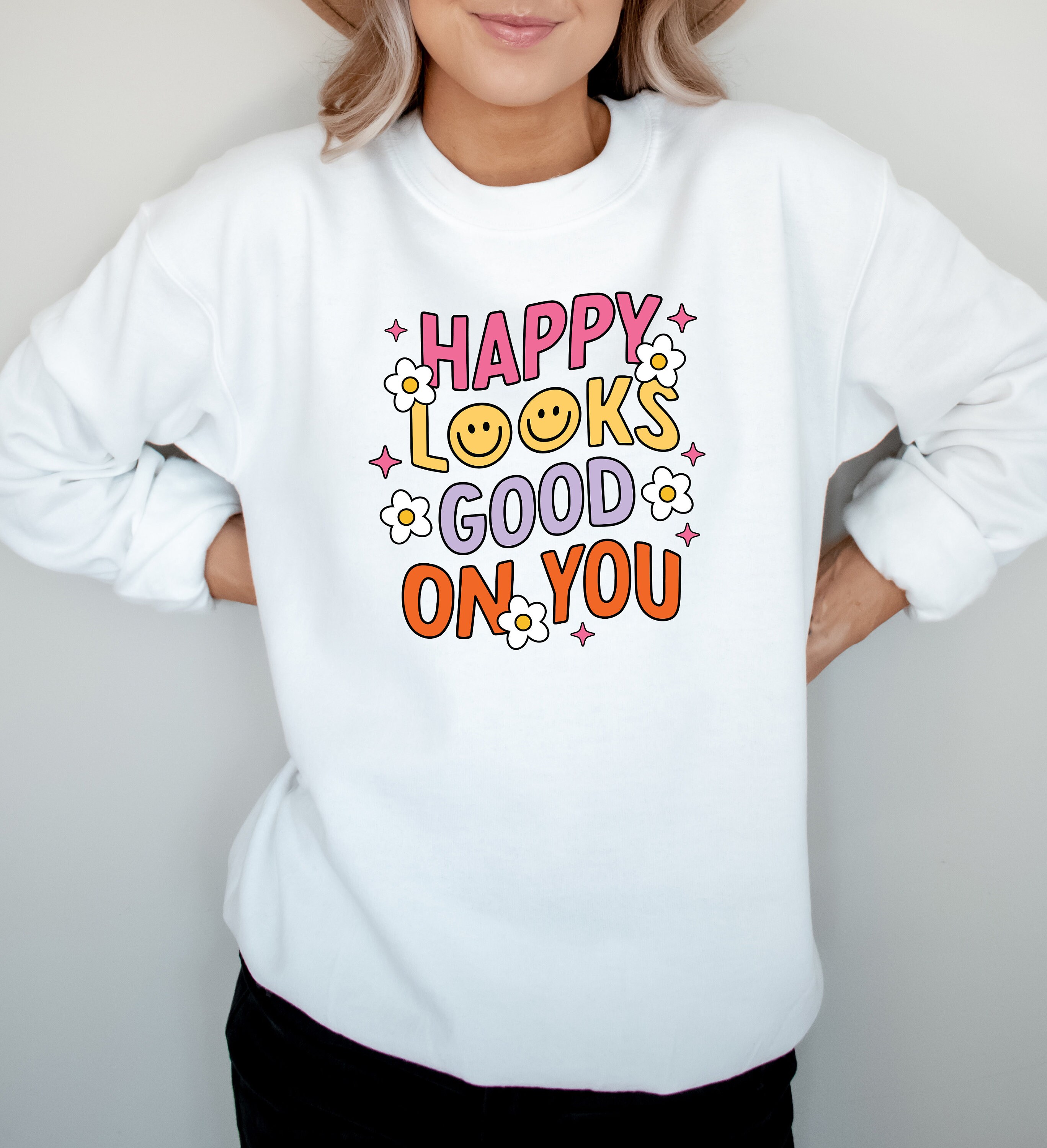 Happy Looks Good on You Sweatshirt Mental Health Crewneck Inspirational Sweater Therapist Gift Depression Shirt Gift for Counselor Etsy UK