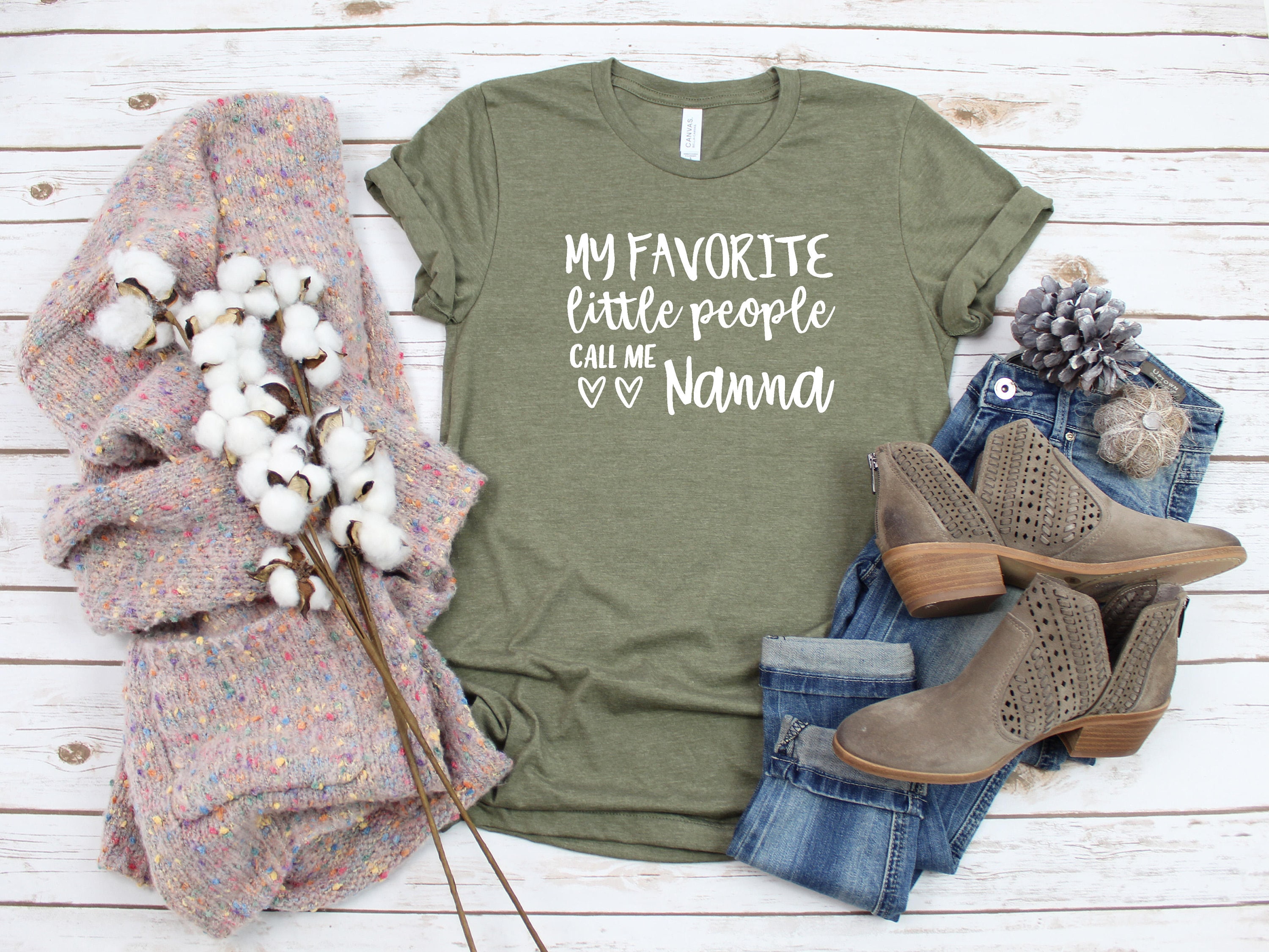 "My Favorite People Call Me Nana" Shirt - Leopard Love Heart Gradient Print Top For Women, Casual Summer Tee