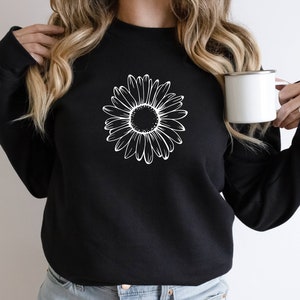 Daisy Sweatshirt, Daisy Women's Crewneck, Wildflower Shirt, Boho Graphic, Floral TShirt, Sweatshirt Active, Gift for Her image 2