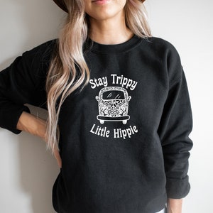 Sudadera hippie Stay Trippy, camiseta de los años 70, camiseta hippie, camiseta bohemia, camiseta con gráficos retro, ropa hippie, ropa hippie, camiseta retro imagen 2