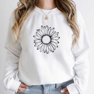 Daisy Sweatshirt, Daisy Women's Crewneck, Wildflower Shirt, Boho Graphic, Floral TShirt, Sweatshirt Active, Gift for Her image 7
