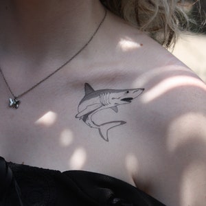 Chomper Temporary Tattoo -mako shark-