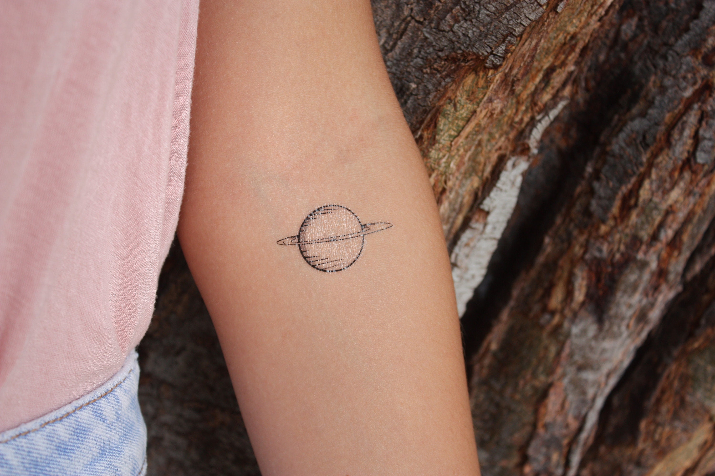 Saturn Tattoo 42 Best Examples of This Majestic Planet You Will Definitely  Love