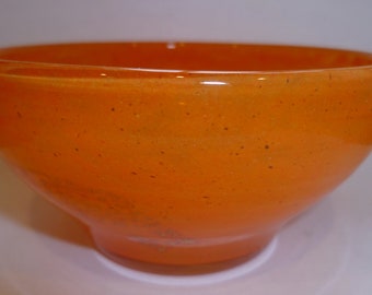 Cuenco de vidrio naranja firmado Verre de Jade de Daum Nancy, década de 1920
