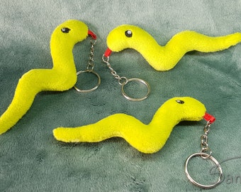 Serpiente - Verde - Lindo Pequeño Cuddly - Reptil - ITH Plushie - Llavero - Encanto - Hecho a mano