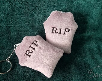 Lápida - Lápida - RIP - Lindo ITH Plushie - Llavero - Halloween - Hecho a mano