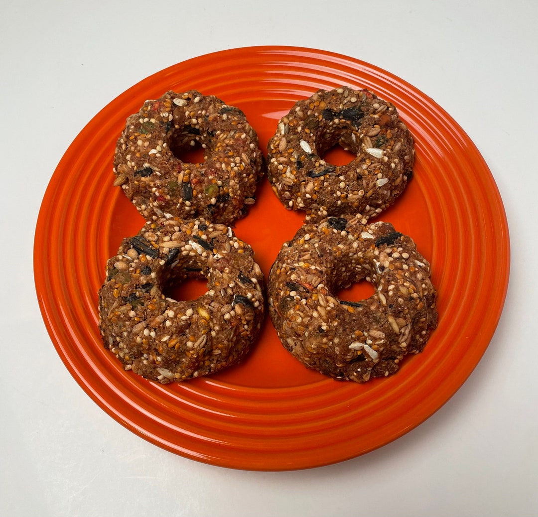 Donut Treats for Chickens, Donuts for Parrots, Organic Treats for Large
