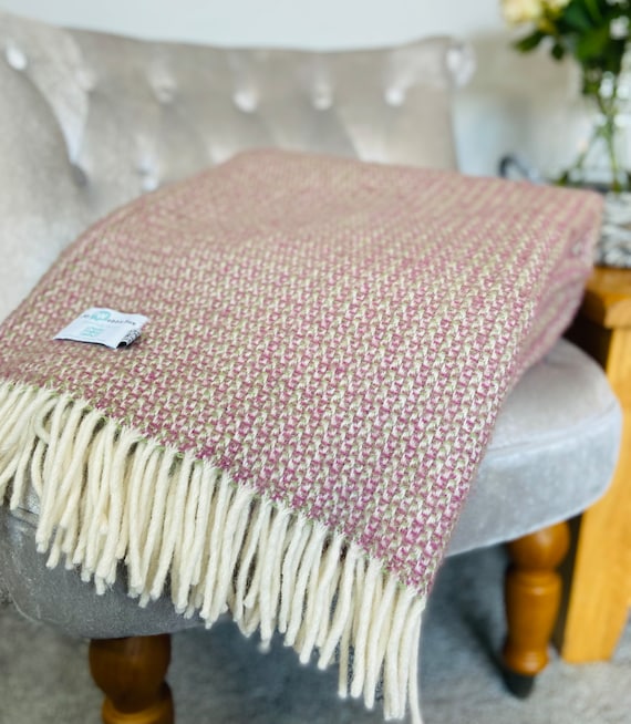 Raspberry Pink and Sage Green Illusion Weave Pure New Wool Blanket Throw. British Made Blanket. Available in Two Sizes and Matching Cushion Etsy Canada