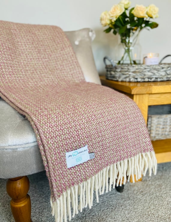 Raspberry Pink and Sage Green Illusion Weave Pure New Wool Blanket Throw. British Made Blanket. Available in Two Sizes and Matching Cushion Etsy Canada