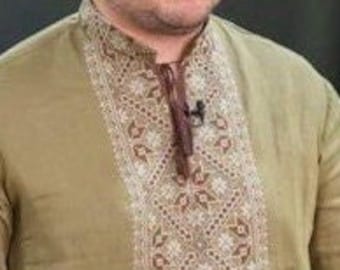 Camisa moderna bordada para hombre. Camisa de lino verde hecha a mano. Camisa etnofolk. Bordado para hombre. Regalo para él. Vyshyvanka. Camisa ucraniana.