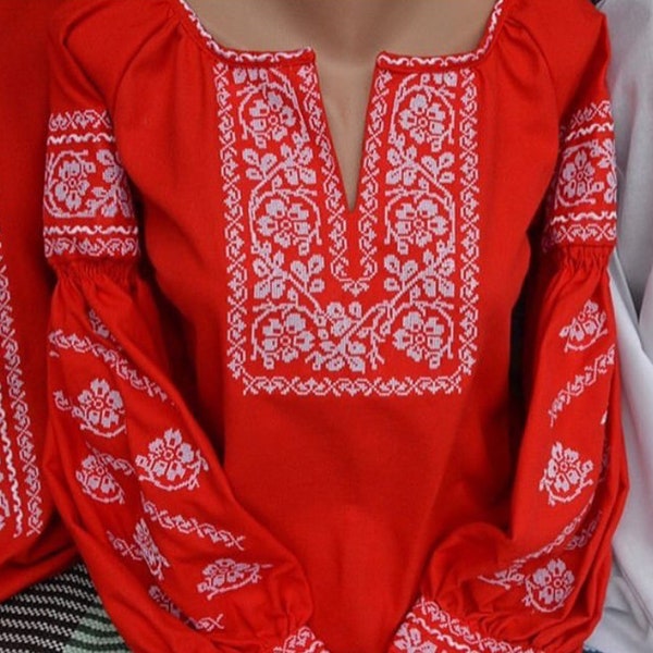 Preciosa blusa bordada a mano. Blusa folklórica étnica para mujer Blusa de mujer elegante. Regalo para él, mujer. Blusa de lino ucraniana Vyshyvanka