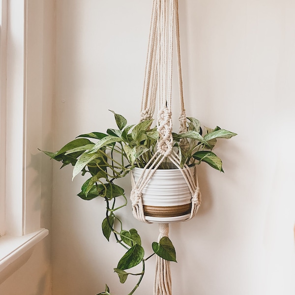 Boho Macrame Plant Hanger / Indoor Plant Hanger / Farmhouse / Cottage / Gifts for Her / Gifts for Him / Boho Decor / Houseplants / Cyberweek