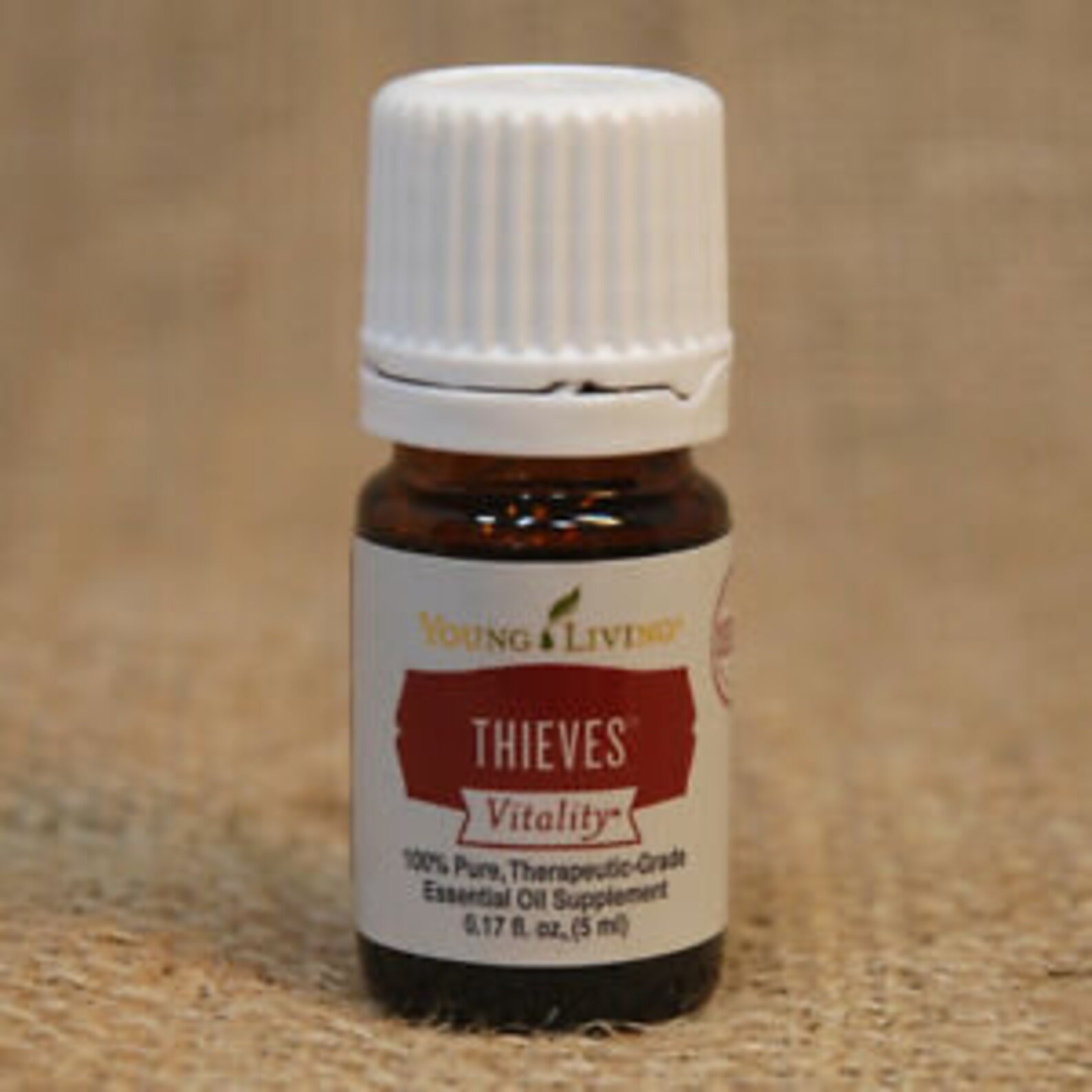 Thieves Essential Oil, 5ml, Vitality, Thieve, Young Living Essential Oils, Young Living