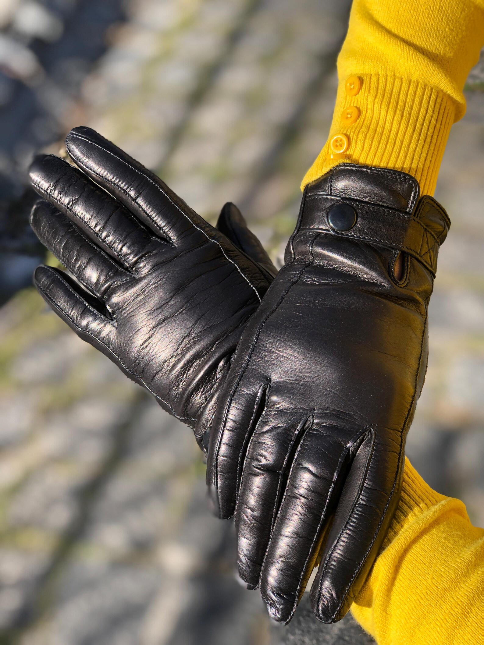 Black Kayla Leather Gloves main image 1